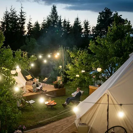U Basi Glamping Guest house *
