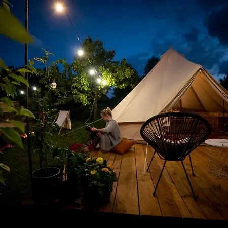 U Basi Glamping