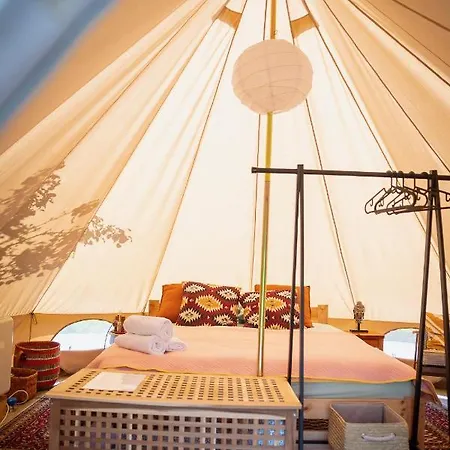 U Basi Glamping 3* Миколайки